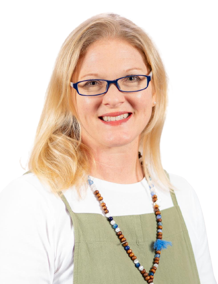 Roslyn_Dotterweich_-_Roslyn_Dotterweich-removebg-preview